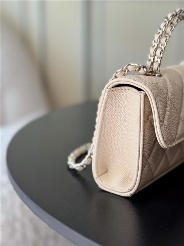 2026127215017241 590